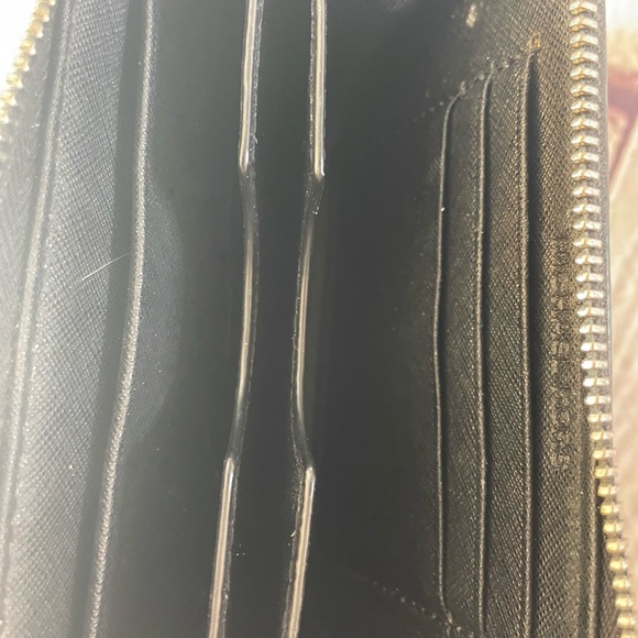 Michael Kors black silver studded wallet - Picture 3 of 3